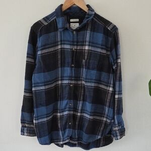 American Eagle Outfitters Boyfriend Fit Flannel